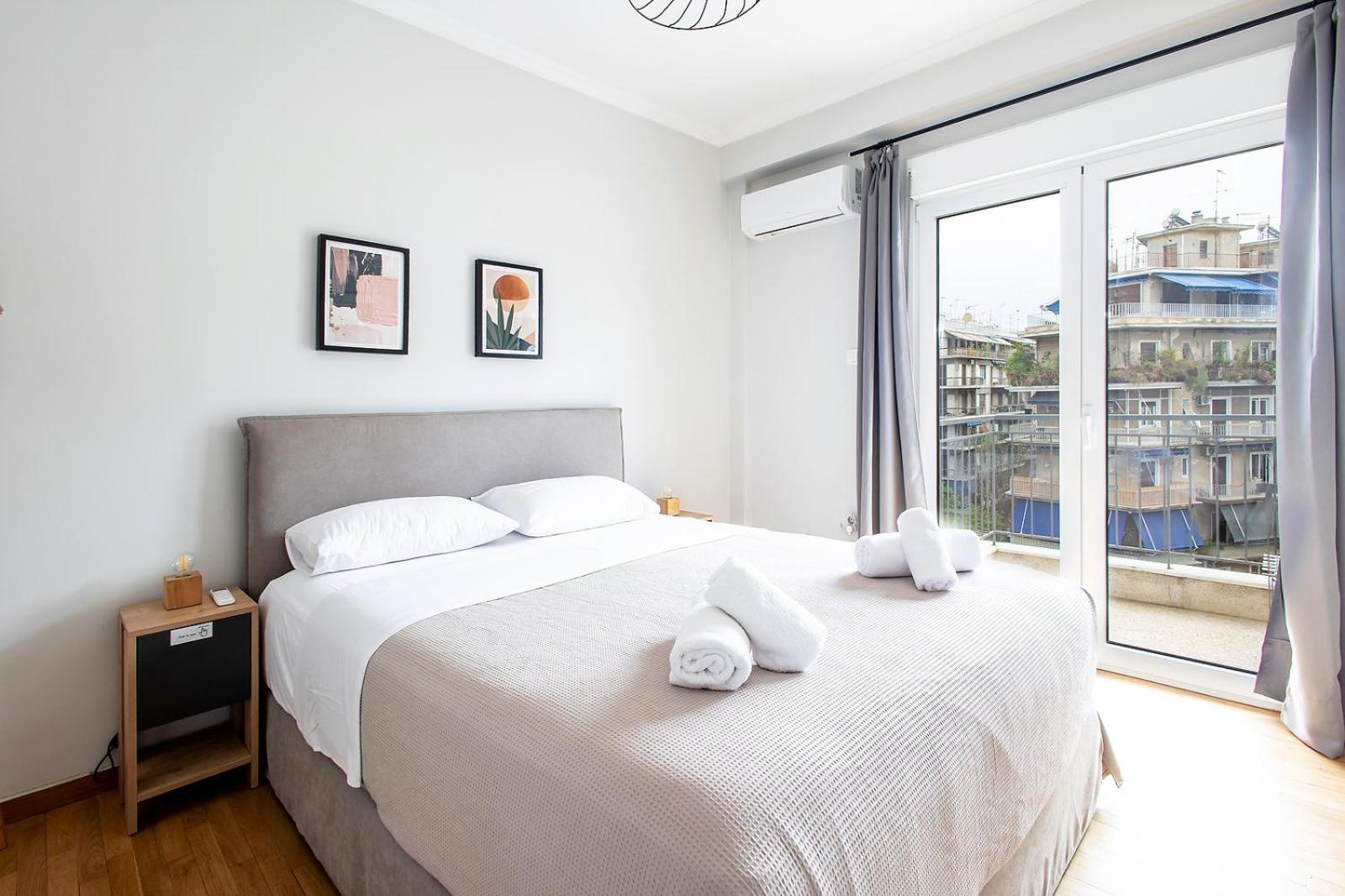 Aris123 By Smart Cozy Suites - Apartments In The Heart Of Athens - 5 Minutes From Metro - Available 24Hr מראה חיצוני תמונה