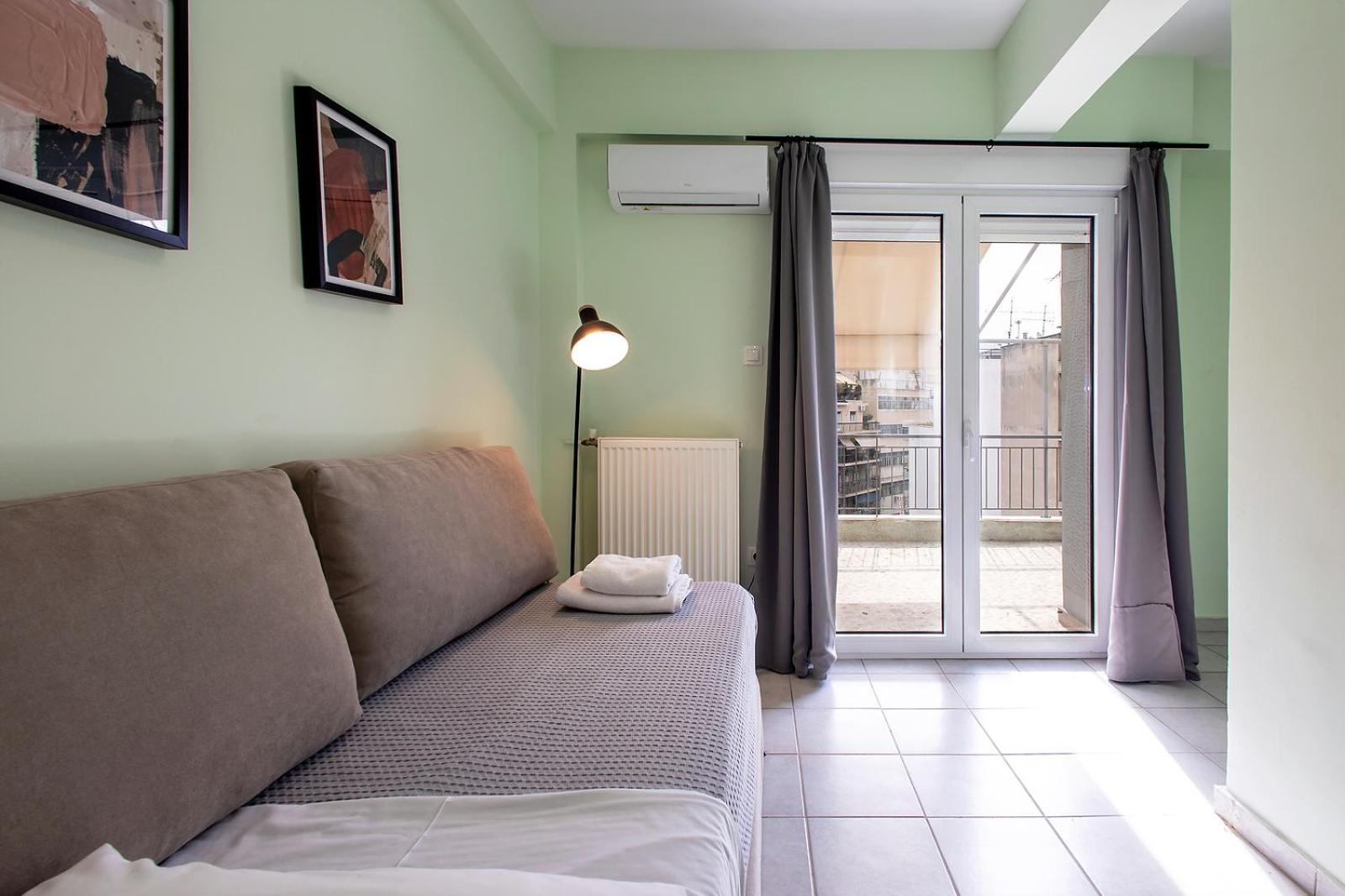 Aris123 By Smart Cozy Suites - Apartments In The Heart Of Athens - 5 Minutes From Metro - Available 24Hr מראה חיצוני תמונה