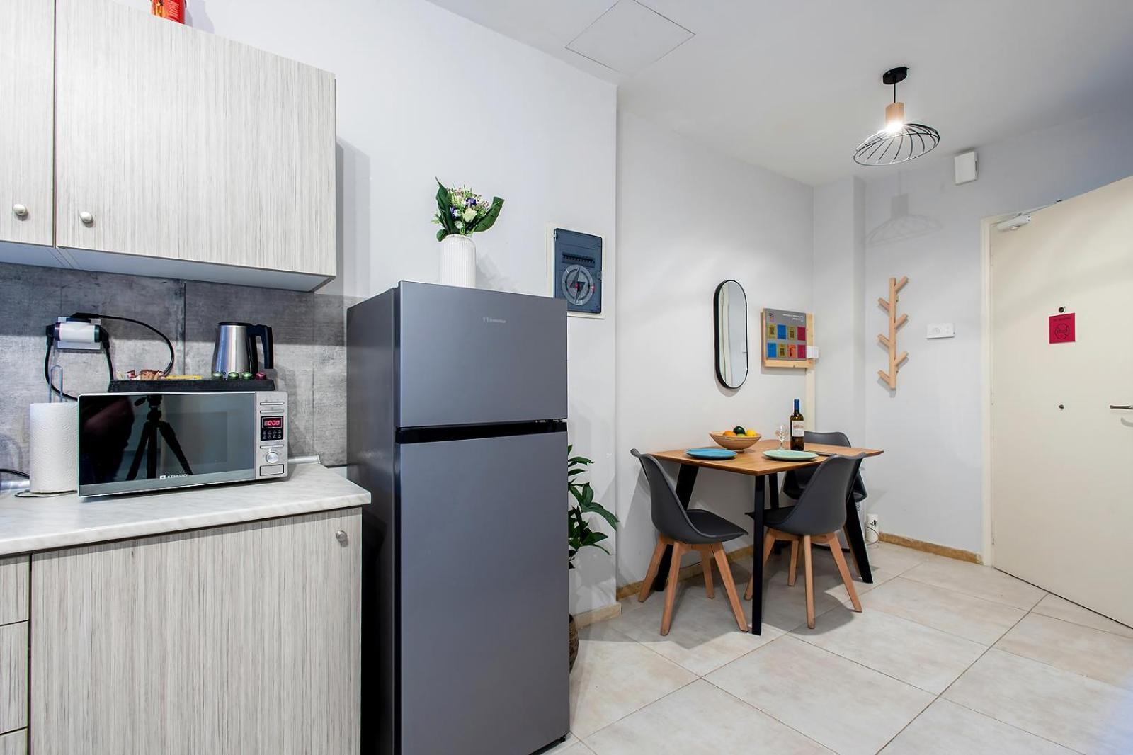 Aris123 By Smart Cozy Suites - Apartments In The Heart Of Athens - 5 Minutes From Metro - Available 24Hr מראה חיצוני תמונה