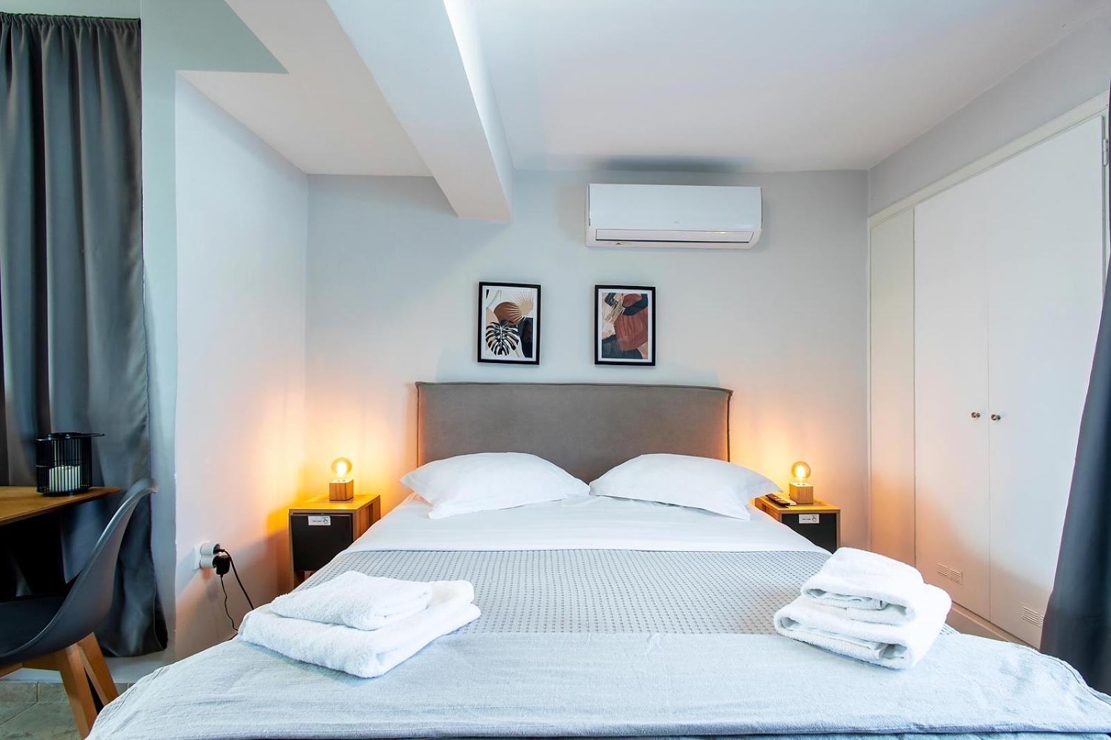 Aris123 By Smart Cozy Suites - Apartments In The Heart Of Athens - 5 Minutes From Metro - Available 24Hr מראה חיצוני תמונה