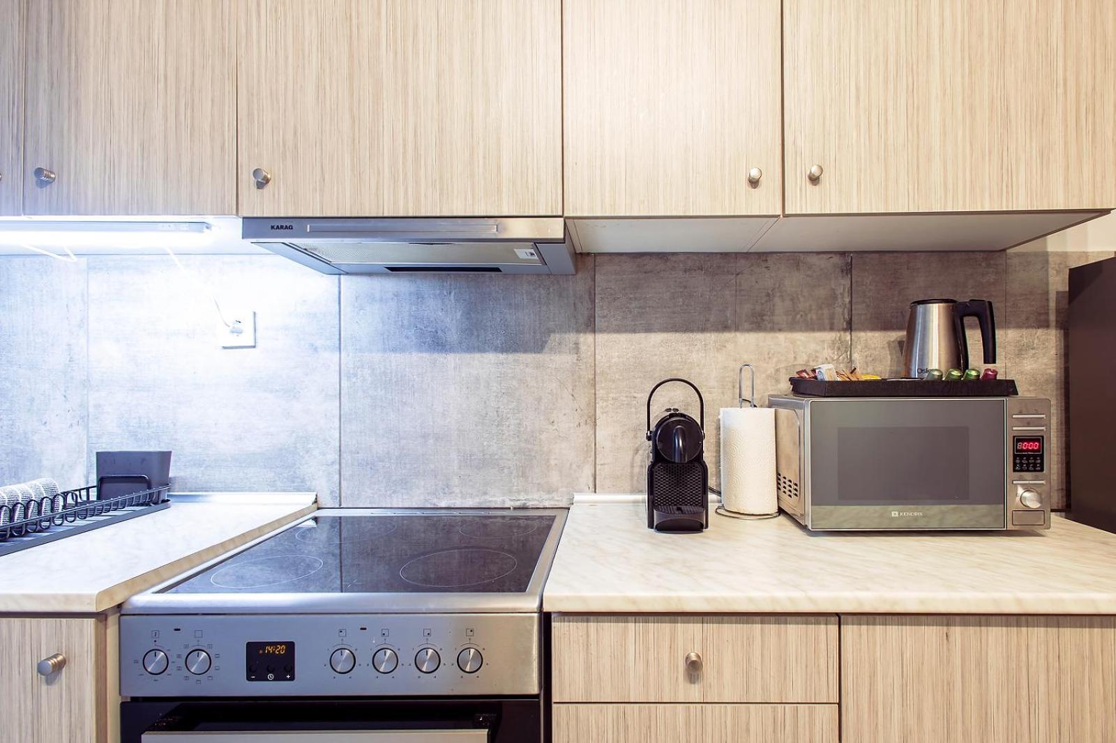 Aris123 By Smart Cozy Suites - Apartments In The Heart Of Athens - 5 Minutes From Metro - Available 24Hr מראה חיצוני תמונה