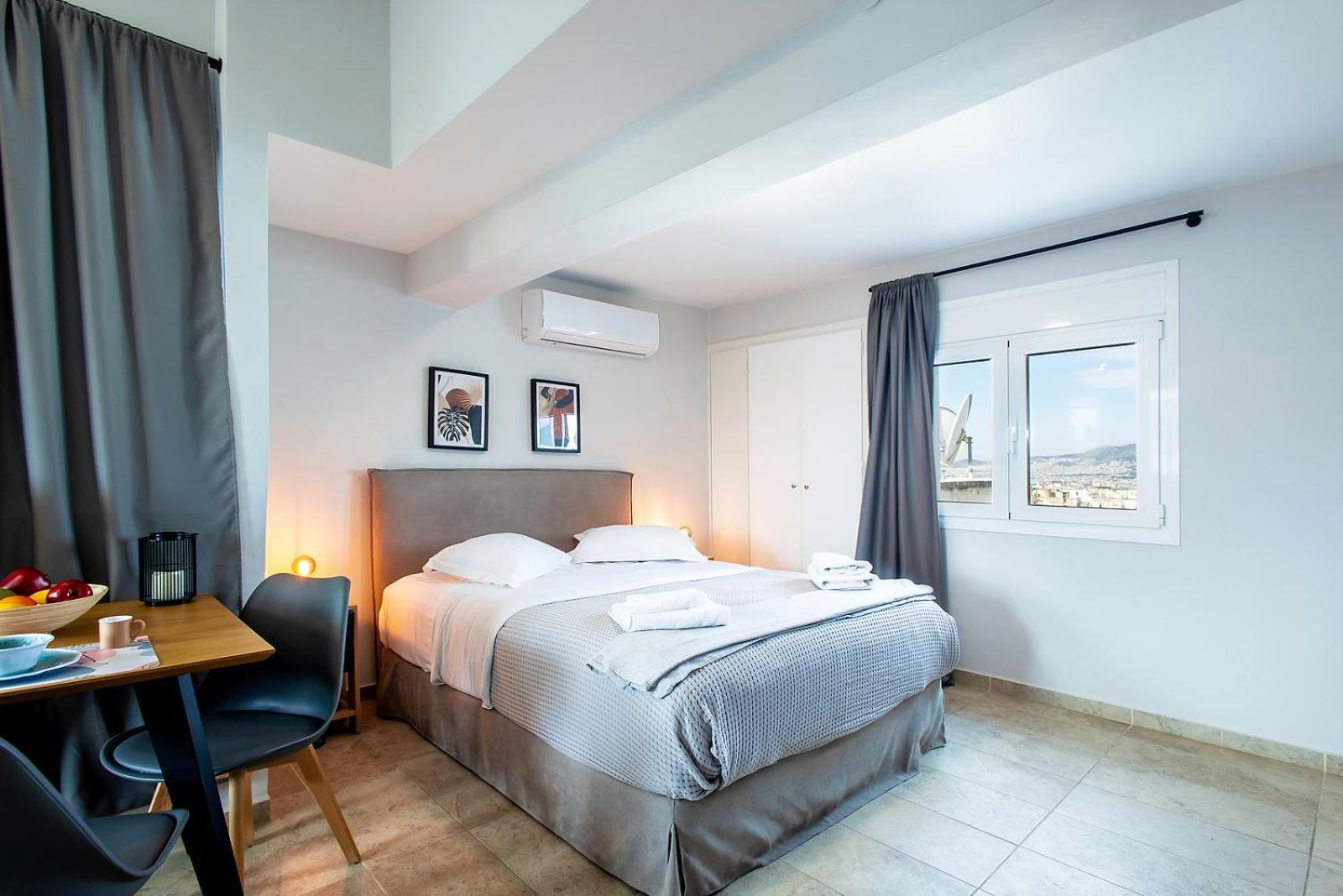 Aris123 By Smart Cozy Suites - Apartments In The Heart Of Athens - 5 Minutes From Metro - Available 24Hr מראה חיצוני תמונה