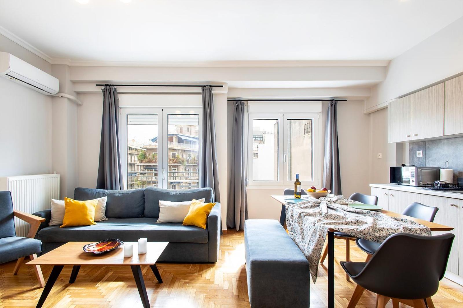 Aris123 By Smart Cozy Suites - Apartments In The Heart Of Athens - 5 Minutes From Metro - Available 24Hr מראה חיצוני תמונה