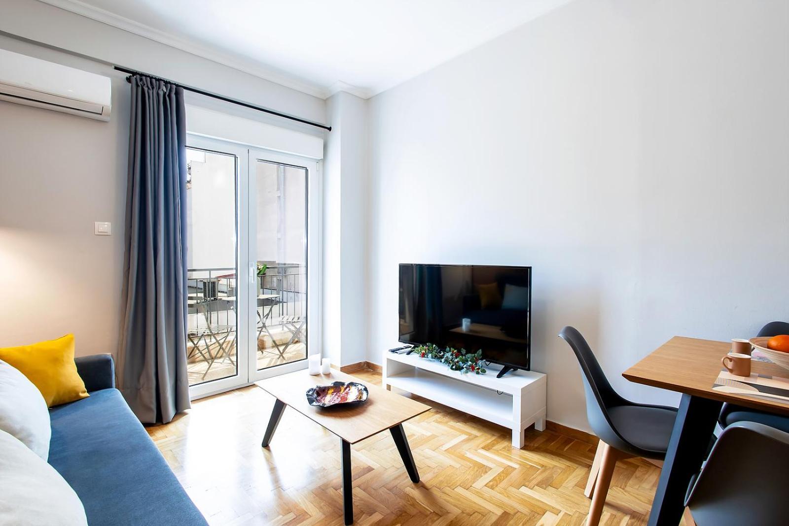 Aris123 By Smart Cozy Suites - Apartments In The Heart Of Athens - 5 Minutes From Metro - Available 24Hr מראה חיצוני תמונה
